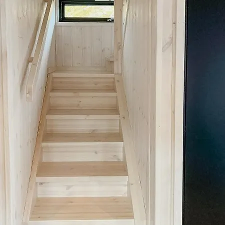 Panoramic With Sea View On Randoy بيت للعطل